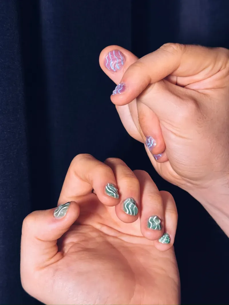 design or extension nails example #1