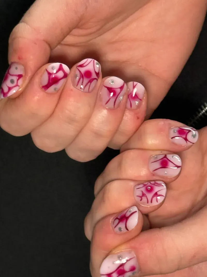 design or extension nails example #3